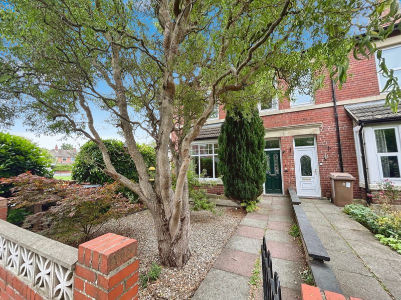 Property photo 1 of 14 Photo 6
