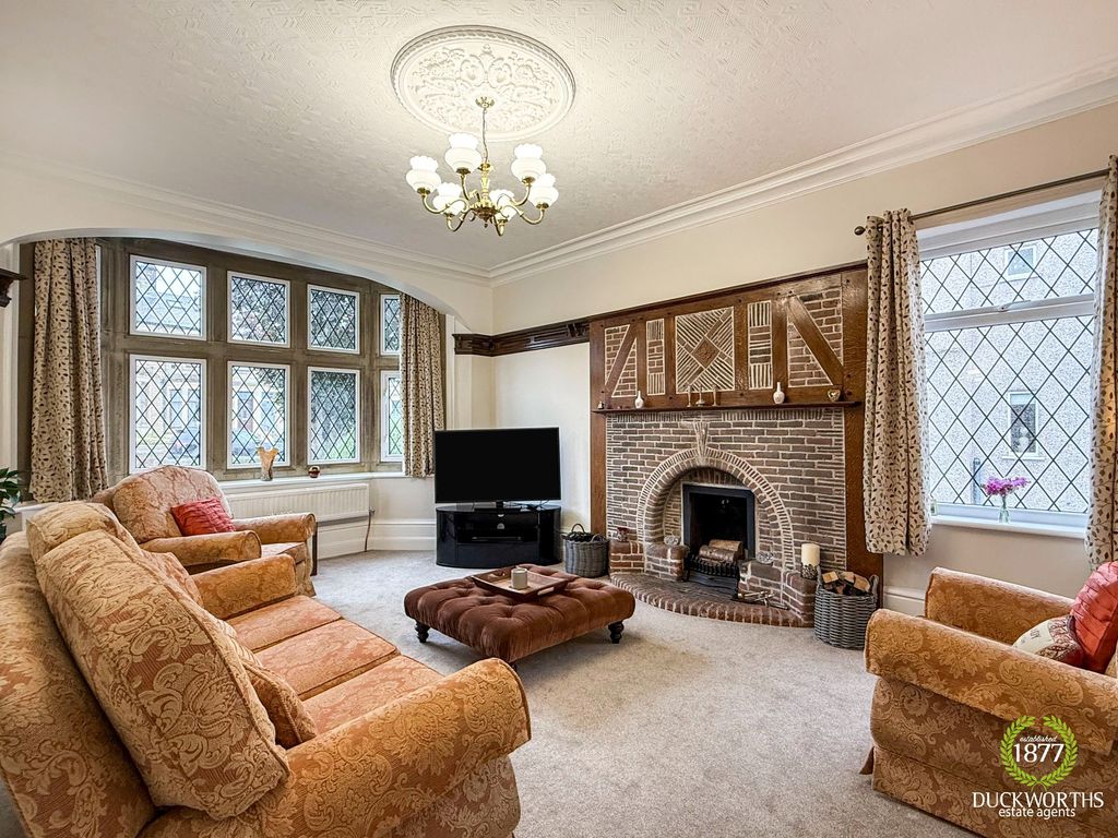 Property photo 2 of 51