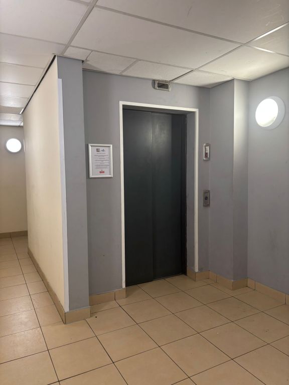 Property photo 3 of 18 Gallery