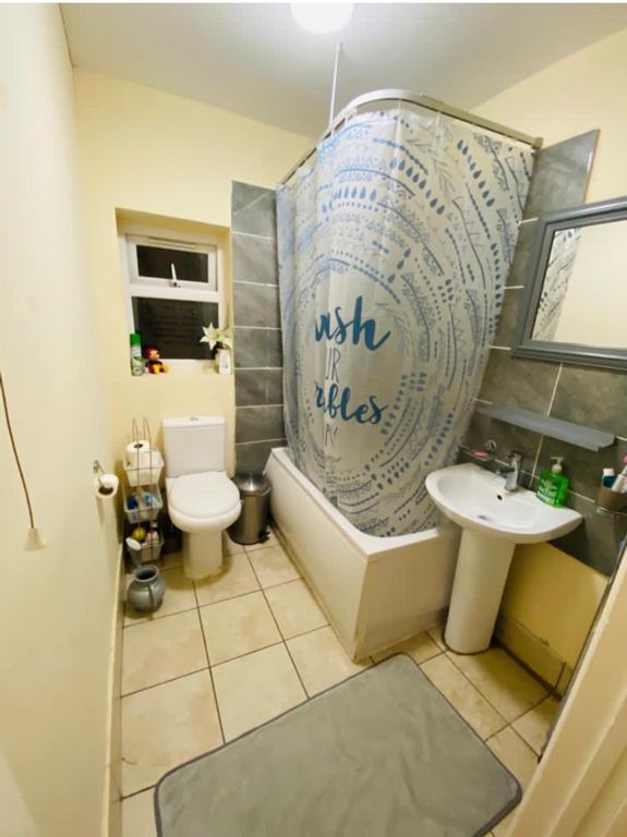 Property photo 3 of 4