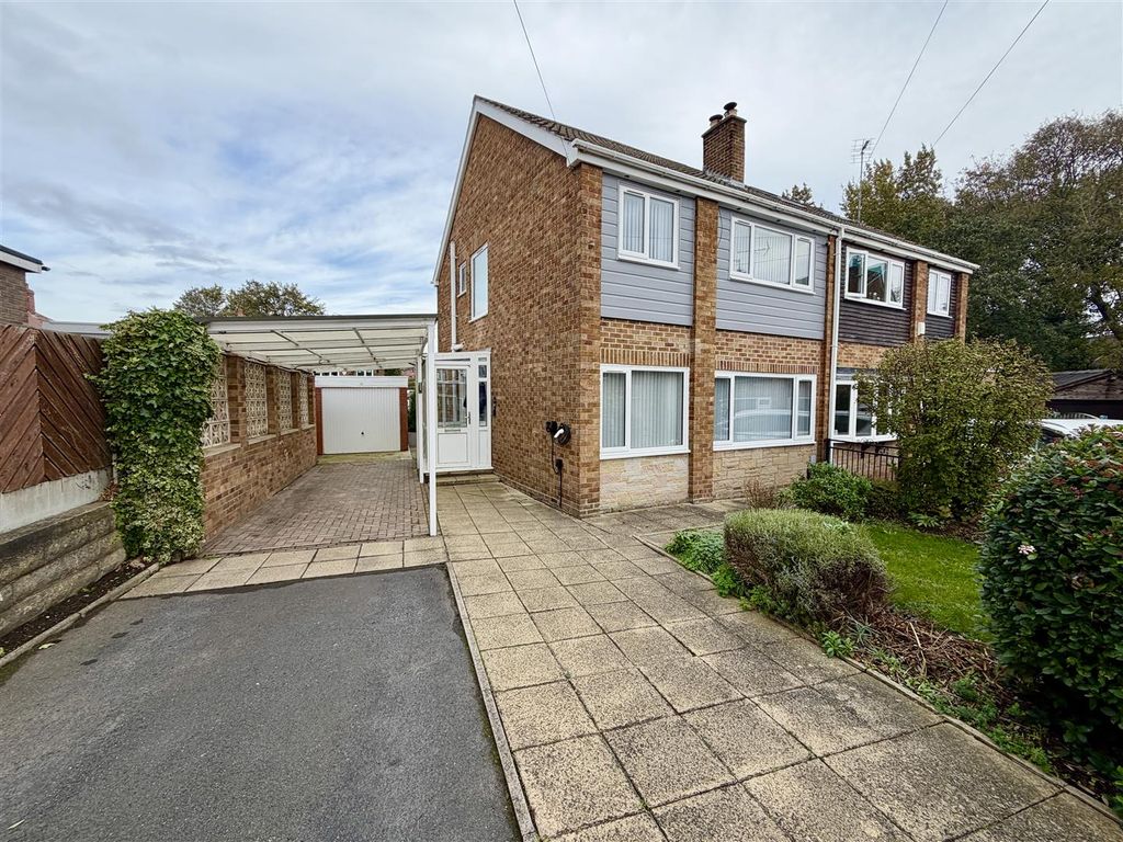 Property photo 1 of 32