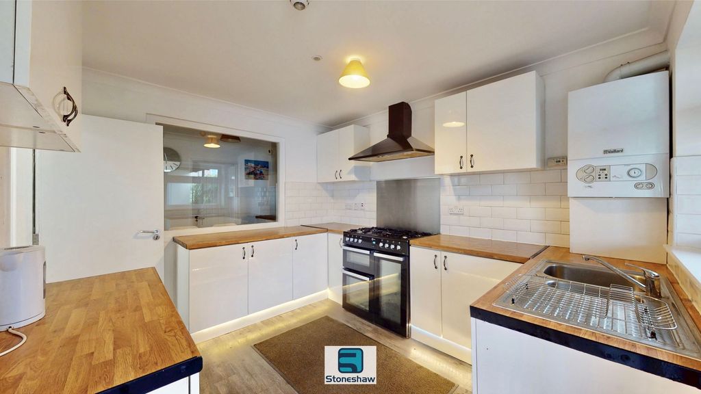 Additional image 16 of 7 bed end terrace house for saleSt. Georges Road, Dagenham RM9
