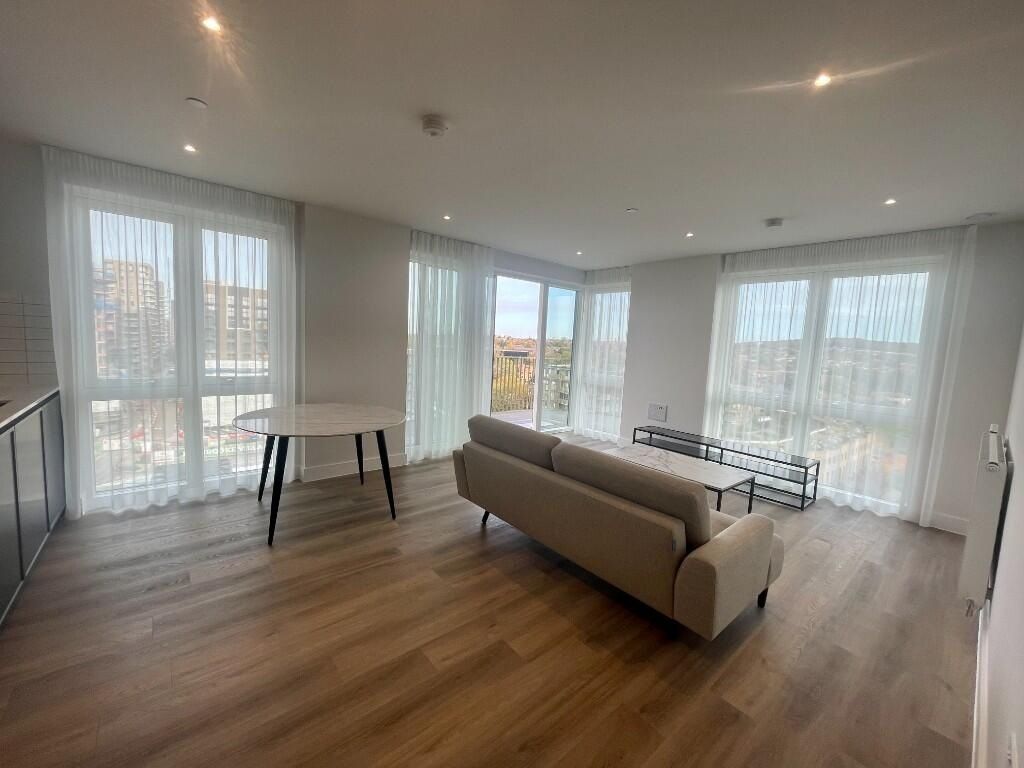 Property photo 2 of 12