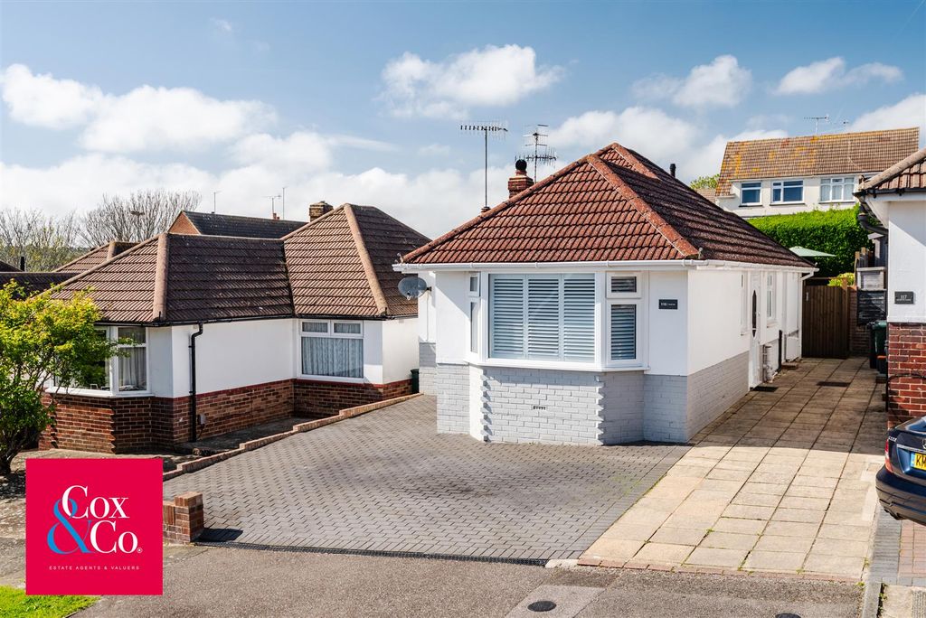 Property photo 3 of 16 81O_1284.Jpg