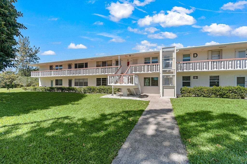 Property photo 1 of 20