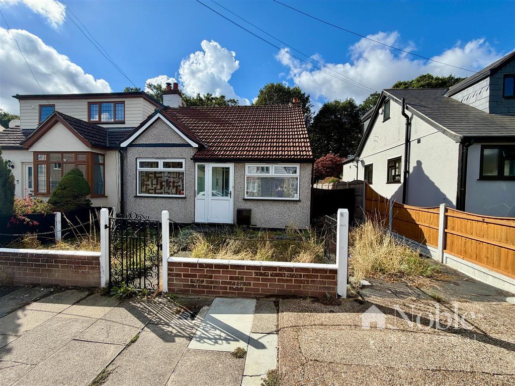 Property photo 1 of 17 External