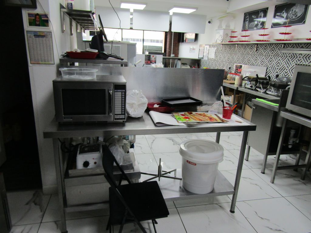 Property photo 3 of 6 Internal