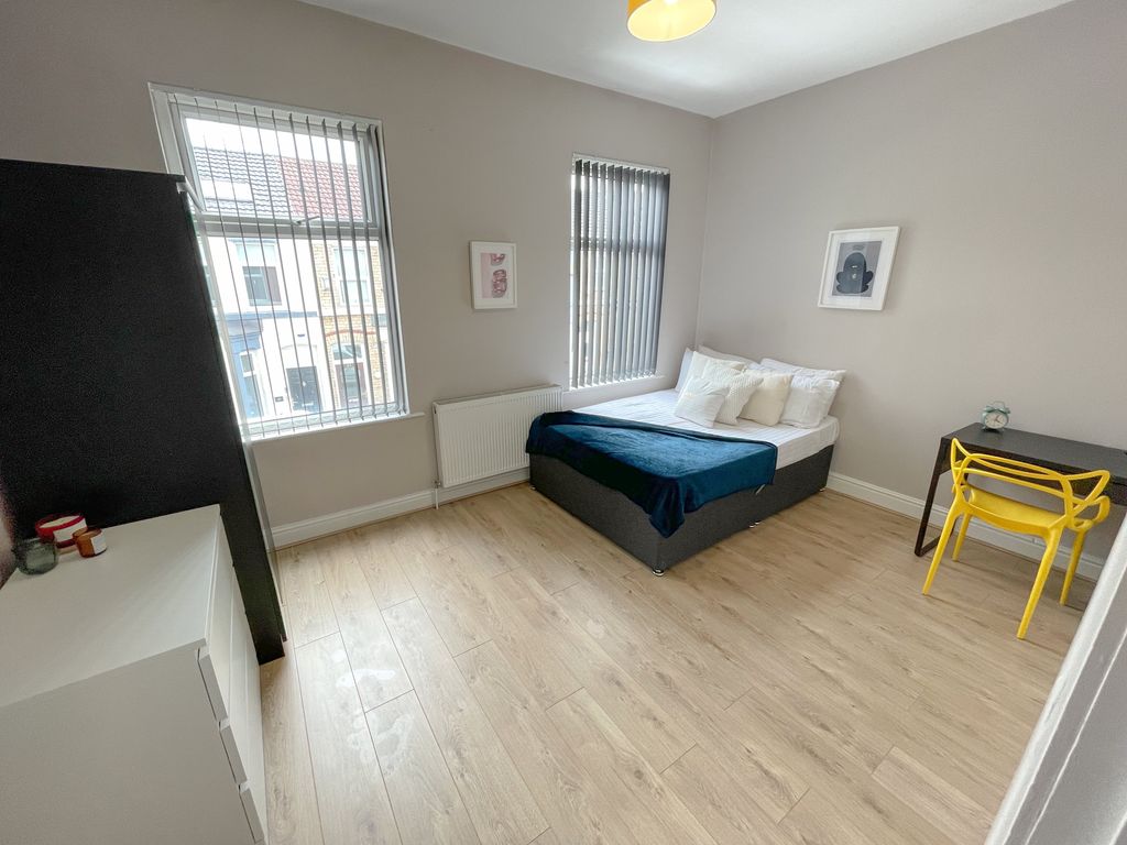 Property photo 2 of 7 62 Ling