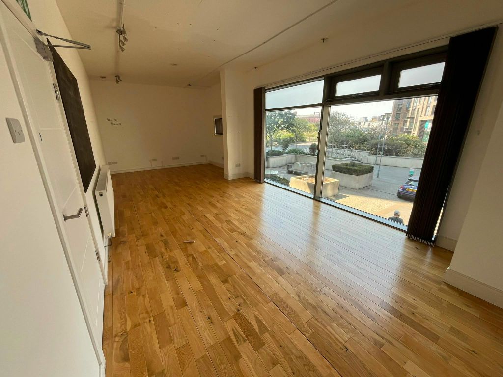 Property photo 3 of 7 5A94A43c-54E9-4230-B290-B5E3A5E3cc06.Jpg