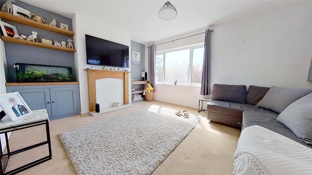 Property photo 2 of 11 Picture No. 04