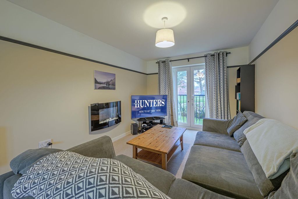 Property photo 2 of 16