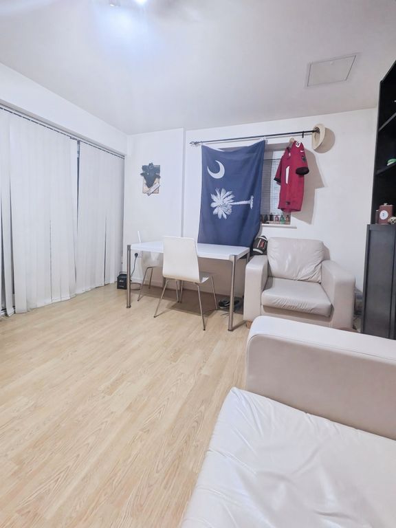 Property photo 3 of 9 8d489Ffc-5Cf71Ef9-291A-4596-8662-6Bed17B1B30d.Jpeg