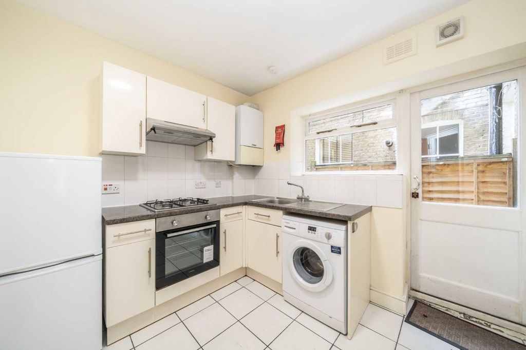 Property photo 3 of 7