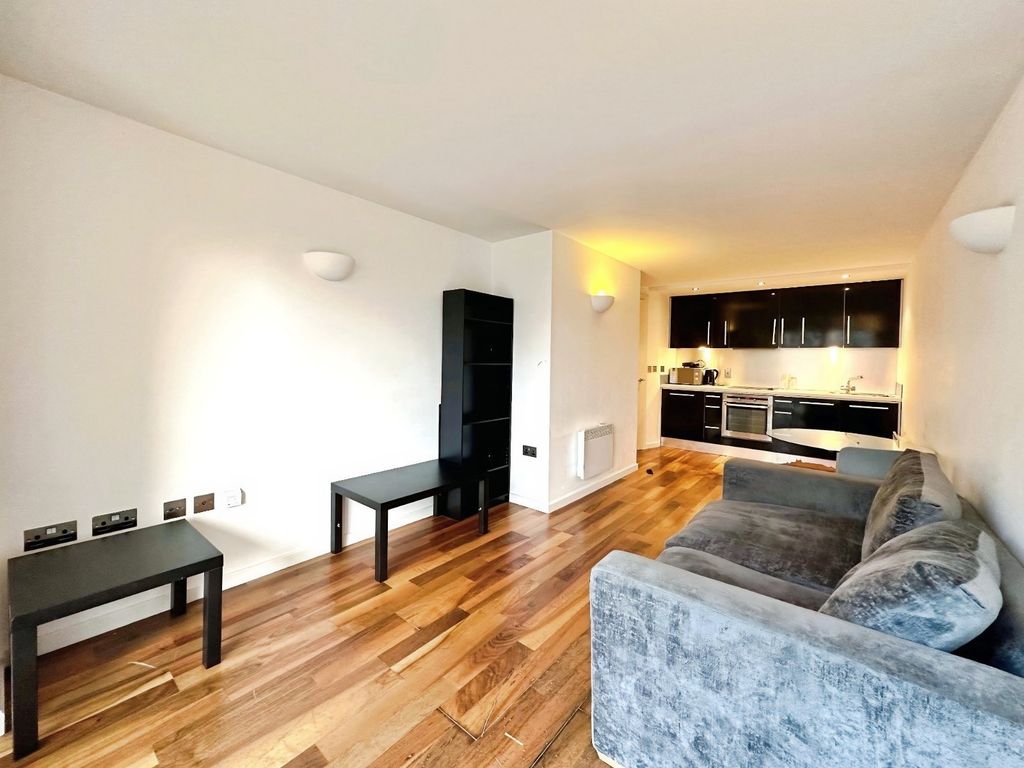 Property photo 2 of 10 Picture No. 27