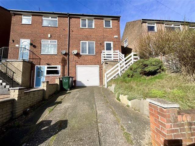 Property photo 1 of 15 Front