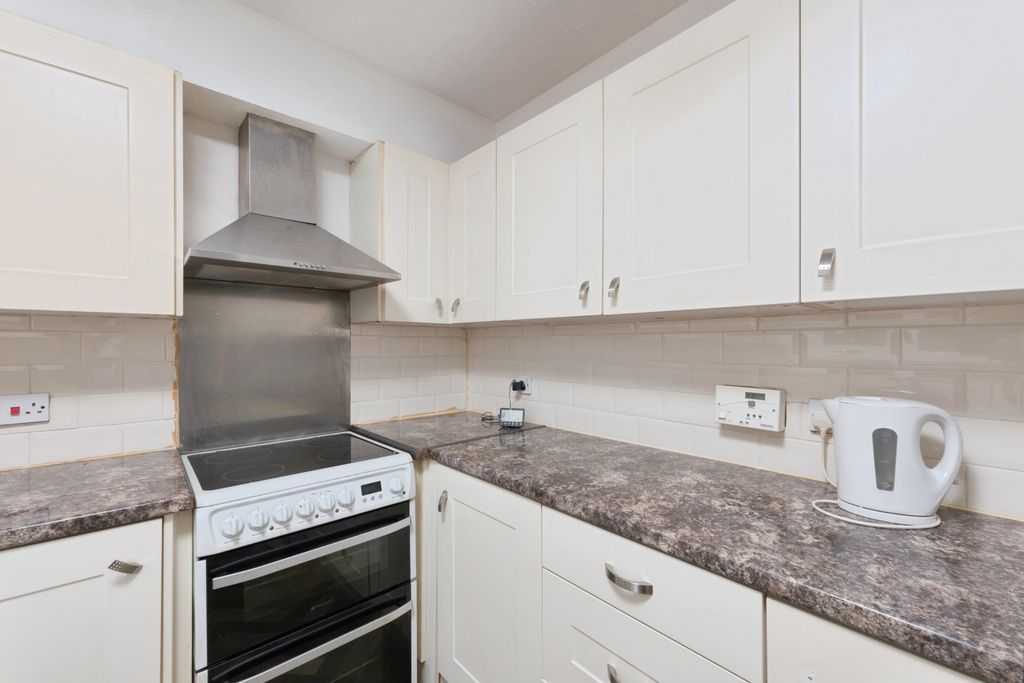 Property photo 3 of 15 Kitchen