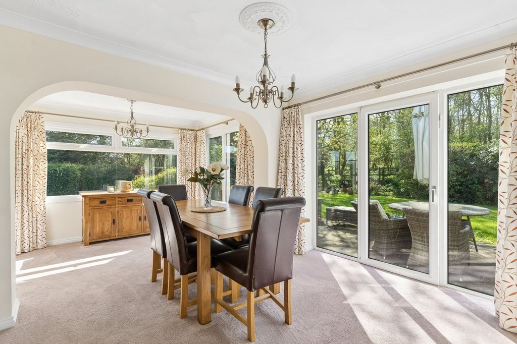 Property photo 3 of 18