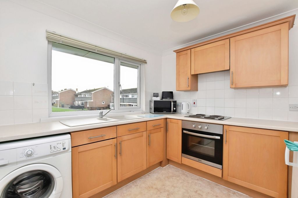 Property photo 3 of 10 Pbox-Img.Jpg