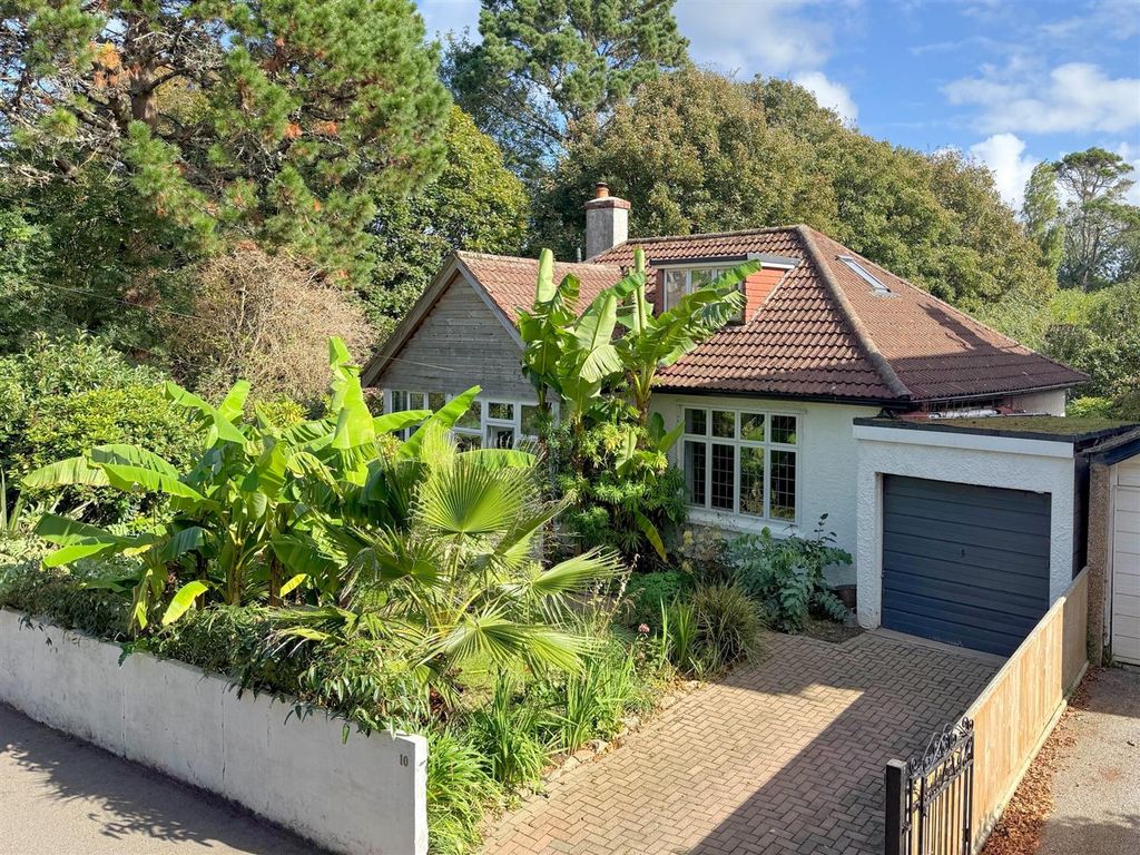 Property photo 1 of 22