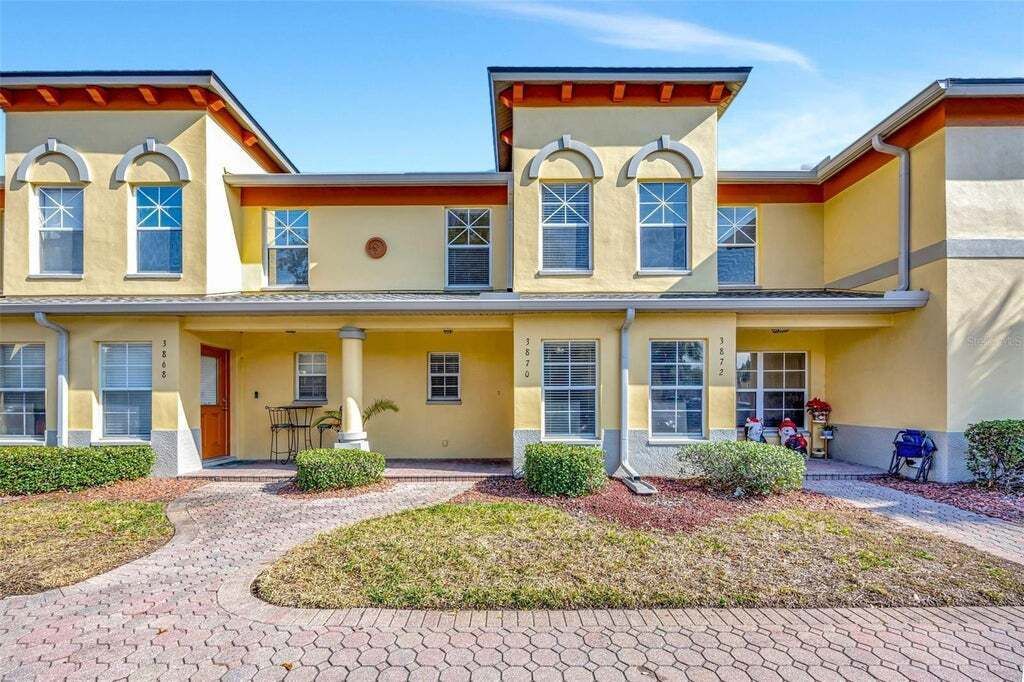 Property photo 1 of 20