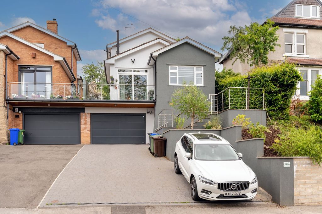 Property photo 1 of 34