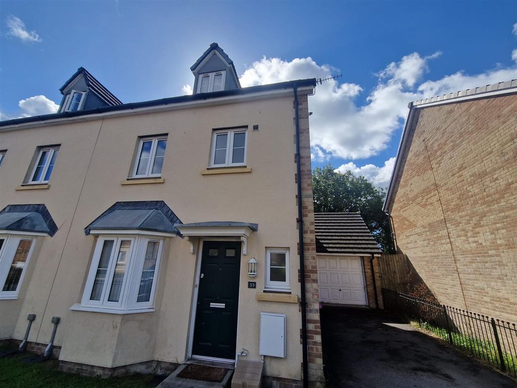Property photo 1 of 23 8Bd04Dfe-7B26-46d7-Aa53-d48450c02Fd3.Jpg