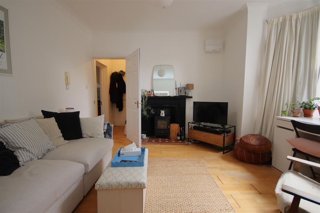 Property photo 3 of 8 Img_4028.Jpg