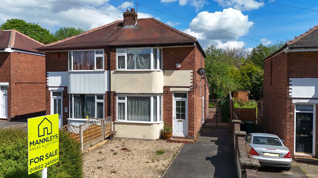 Property photo 1 of 17 4999920