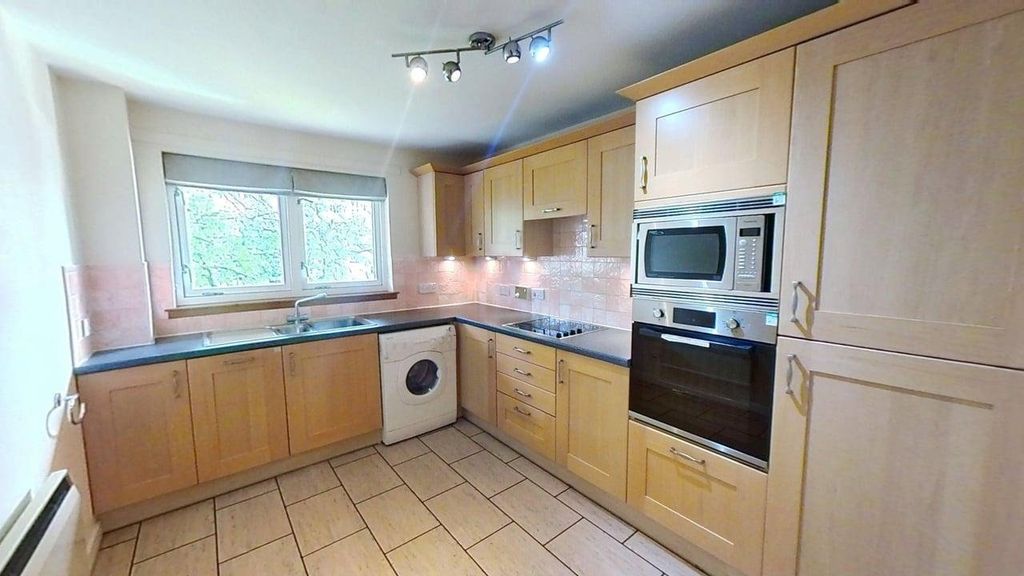 Property photo 3 of 10 Photo 3