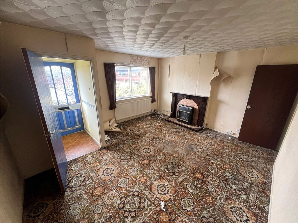Property photo 2 of 13 Picture No. 41