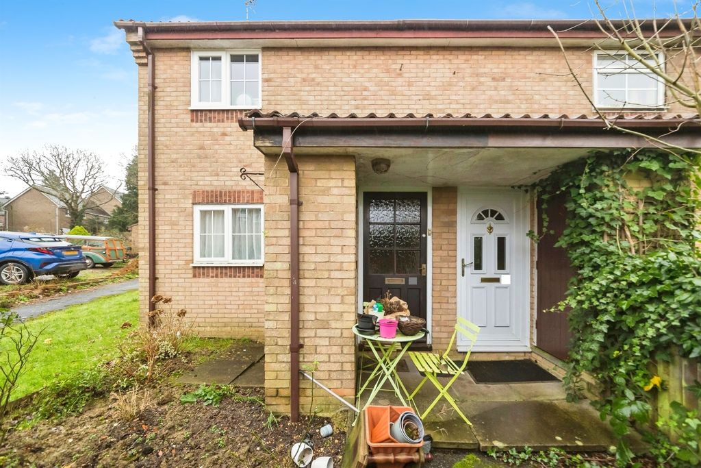 Property photo 1 of 5