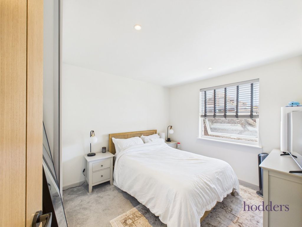 Property photo 2 of 22 Picture No. 04