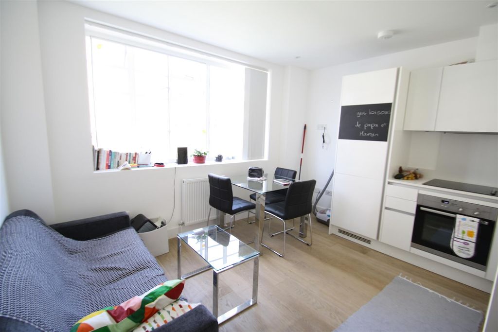 Property photo 1 of 7 Reception Room