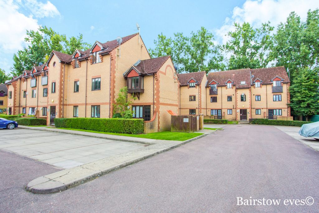 Property photo 1 of 9