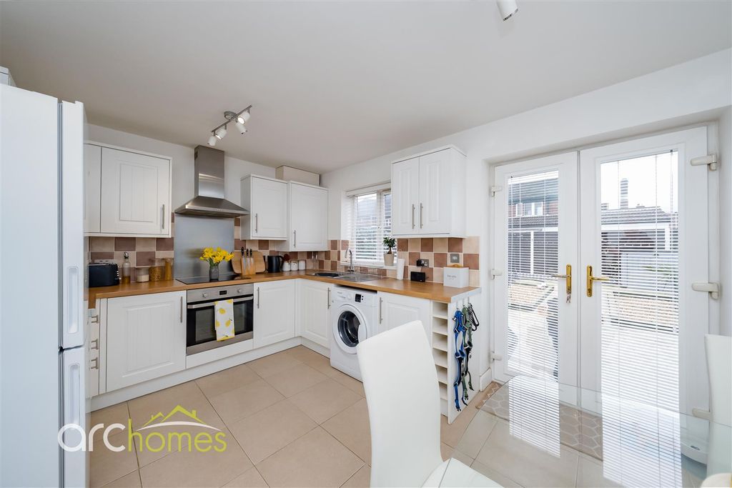 Property photo 3 of 22 Strichards-1.Jpg