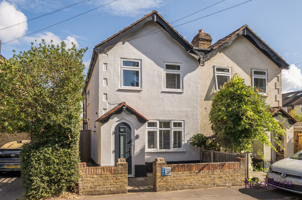 Property photo 1 of 20 4Fc5F494-1d81-4Fe...