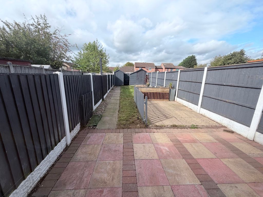 Property photo 2 of 12