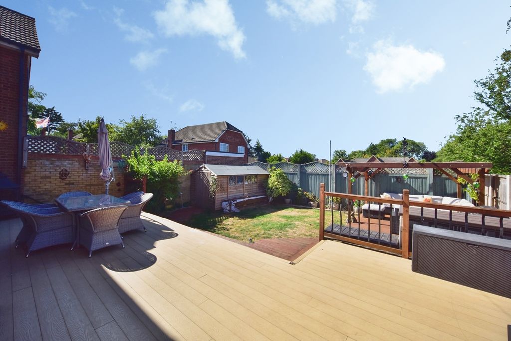 Property photo 3 of 19 Pbox-Img.Jpg