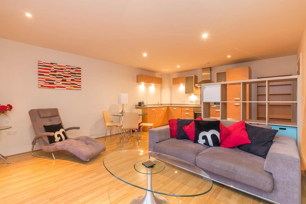 Property photo 1 of 14 Living Area