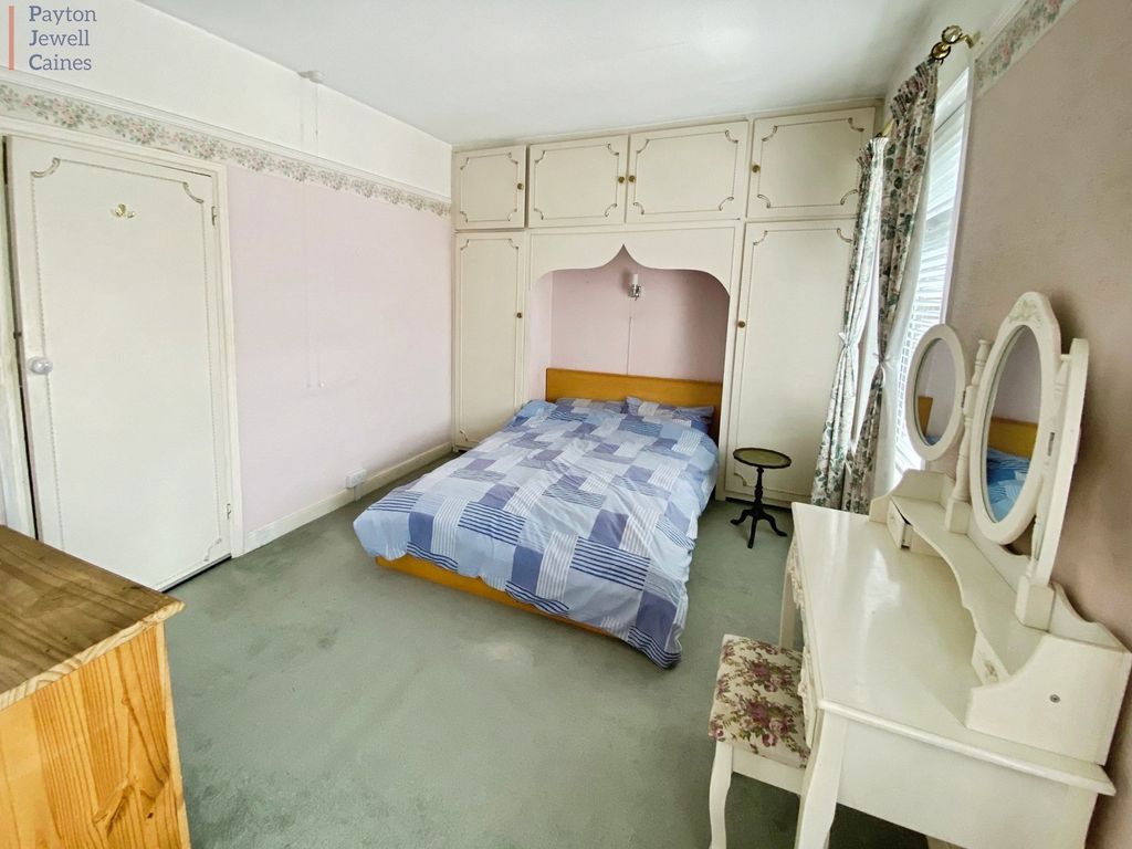 Property photo 3 of 12 Not Specified
