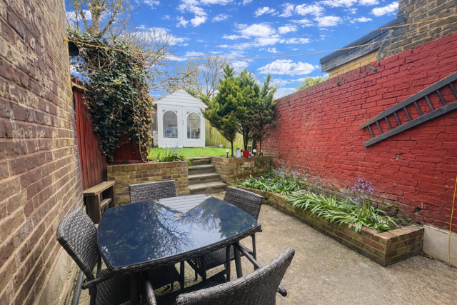 Property photo 2 of 13