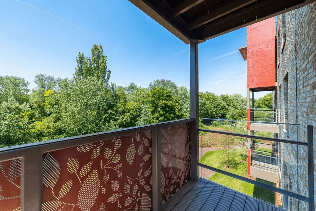 Property photo 1 of 5 2 Bed Flat To Rent Blondin Way, London Se16