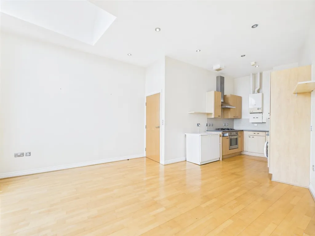 Apartment in Liverpool, Chinatown, Toxteth - More
