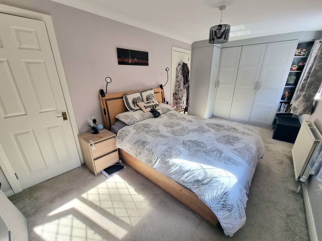 Property photo 3 of 39 Bedroom One