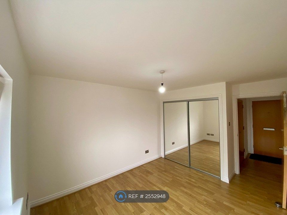 Property photo 3 of 7 Bedroom 2