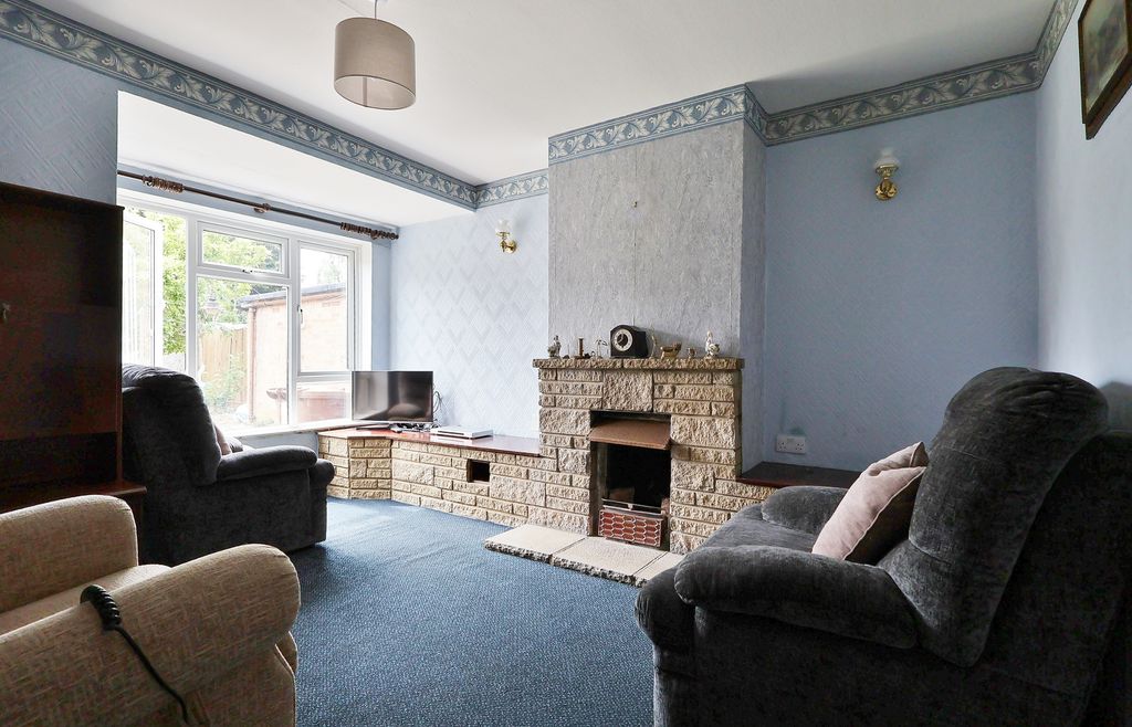 Property photo 3 of 36