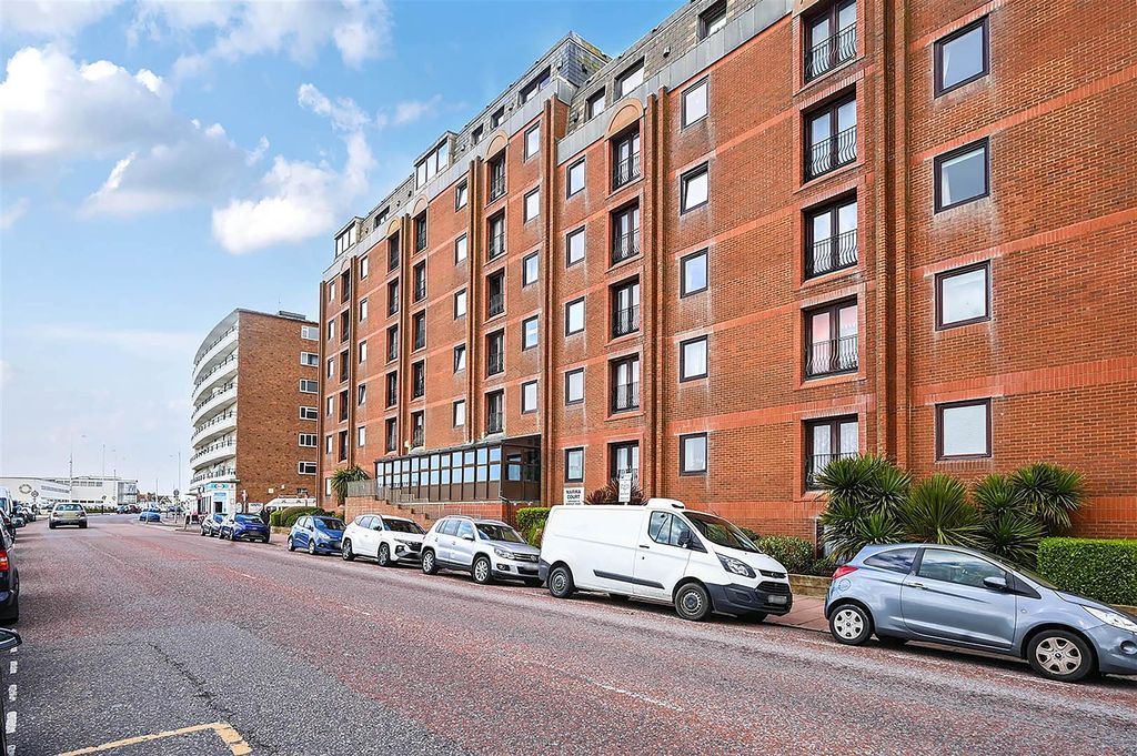 Property photo 1 of 12 Marina-Court-Bexhill-Extra-Externals (1).Jpg