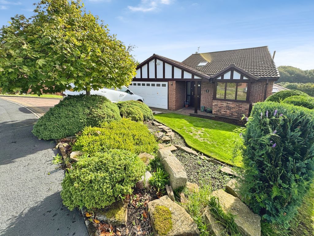 Property photo 1 of 28 External