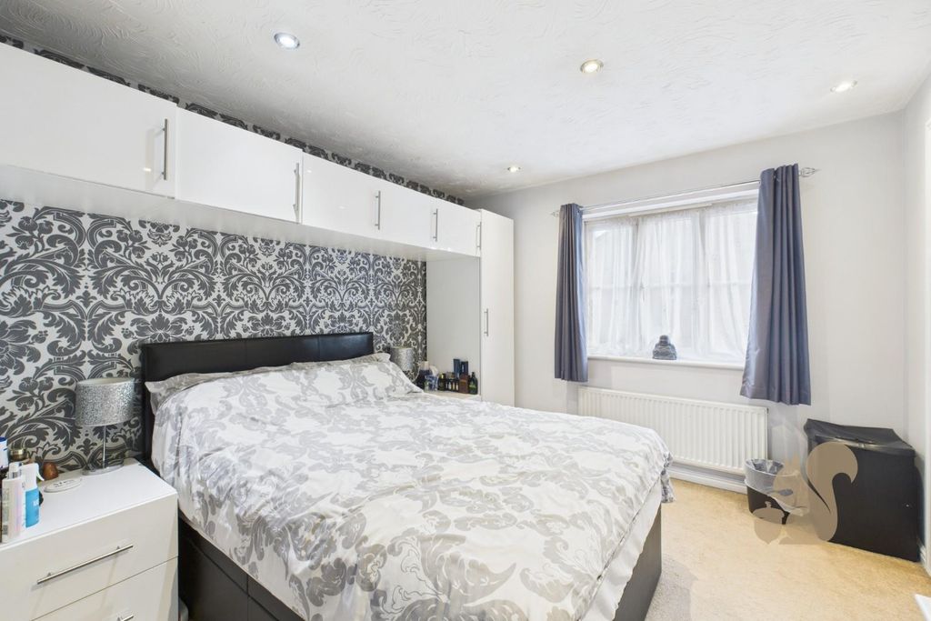 Property photo 3 of 13 Cam05565G0-Pr0034-Still019.Jpg