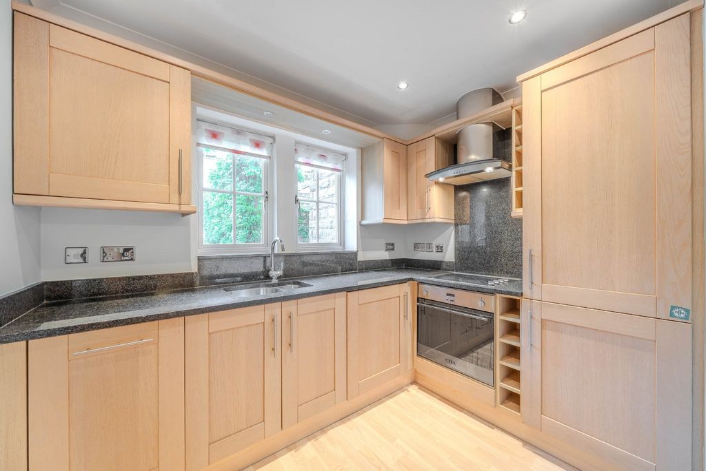 Property photo 2 of 13 Picture No. 04